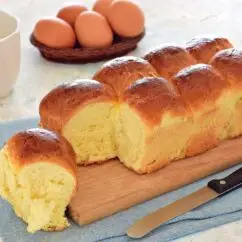 Mini Brioche C/ Parmesão